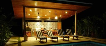 La Joya Jade - Steps to the Ocean