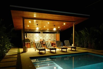 La Joya Jade - Steps to the Ocean