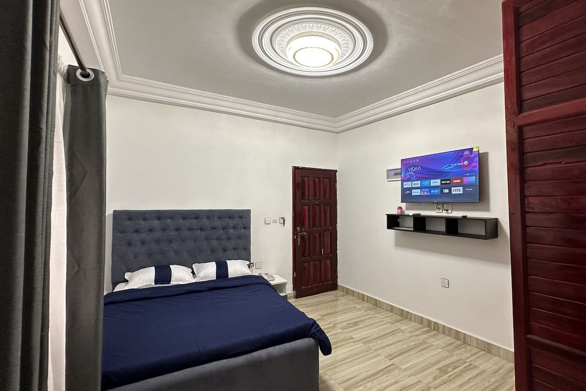 Superior Room | 1 bedroom, down comforters, memory foam beds, desk