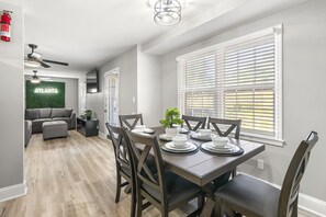 Dining - Luxury 6BR Oasis 4 Mins From ATL Intl Airport (East Point)