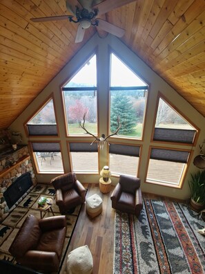 Interior - Three bedroom,  two bath on the Middle Fork of Rock Creek (Philipsburg)