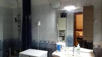 Towels, soap, toilet paper