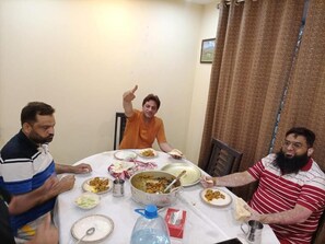 Food court - Ringchan Guest House & Restaurant (Skardu)