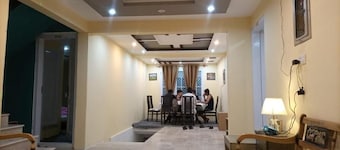 Ringchan Guest House & Restaurant