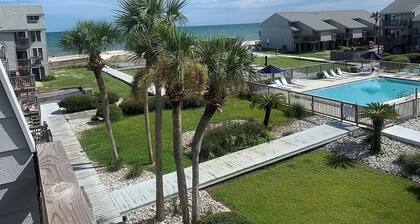 Ocean Mile Gulf Front Community w/ Pool 3br 3ba near State Park quiet East End