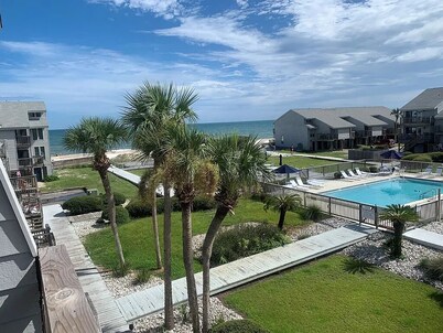 Ocean Mile Gulf Front Community w/ Pool 3br 3ba near State Park quiet East End 