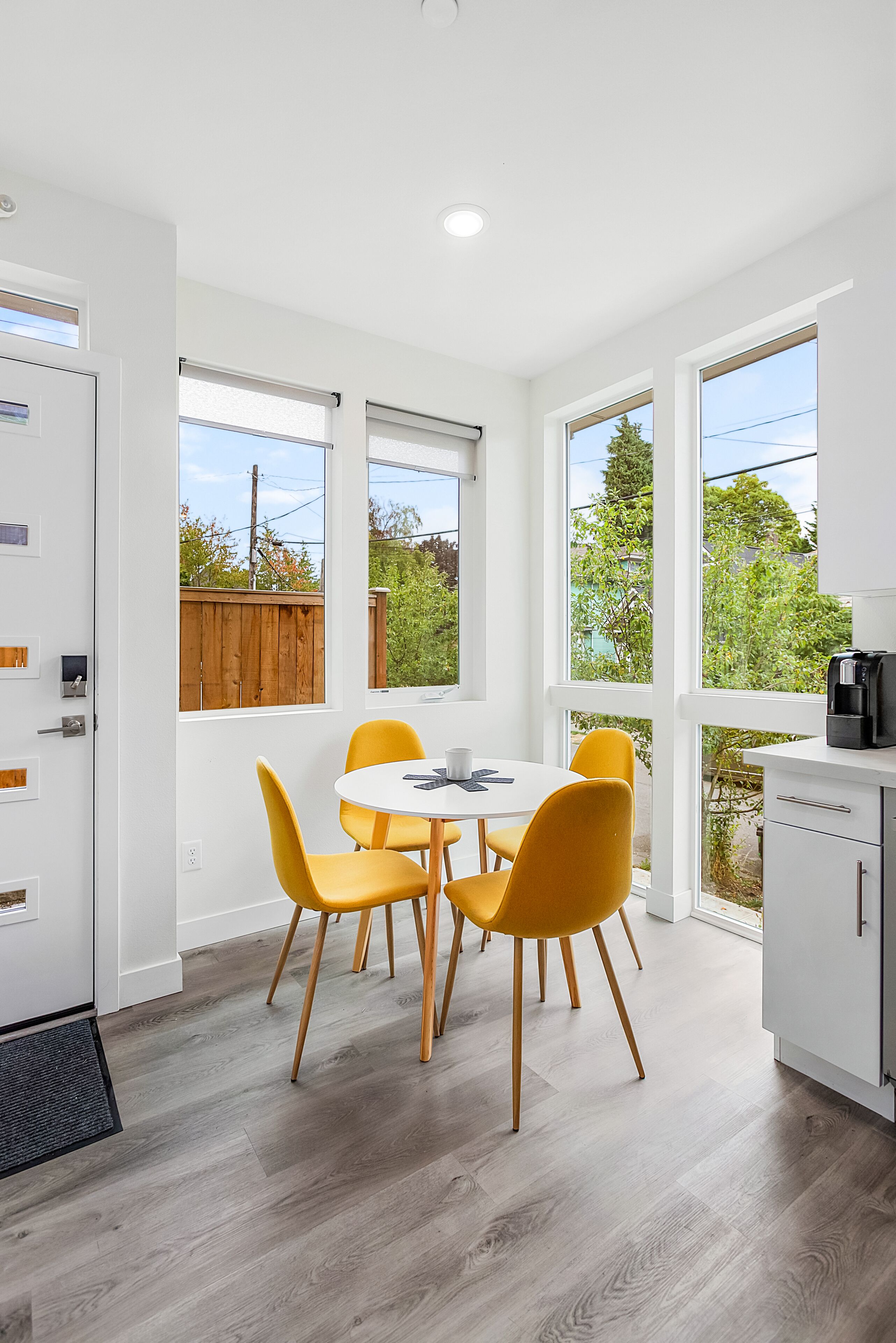 Classic Single Room | Shared kitchen facilities | Fridge, microwave, oven, stovetop