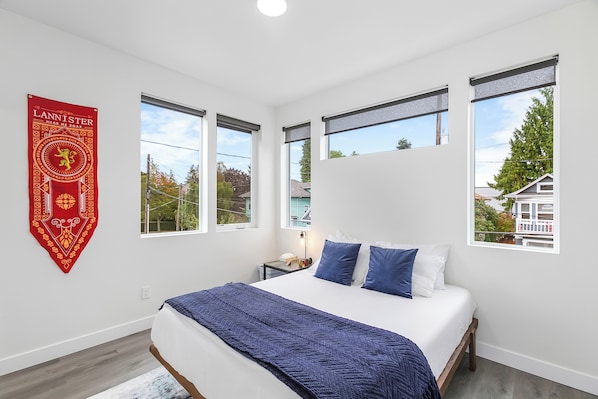 Bügeleisen/Bügelbrett, kostenloses WLAN, Bettwäsche