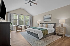 5 bedrooms, desk, iron/ironing board, free WiFi