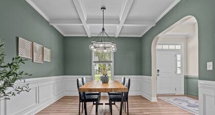 Pickleball, Arcade & Poker Retreat Near Pinehurst!