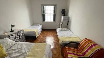 2 bedrooms, desk, iron/ironing board, free WiFi