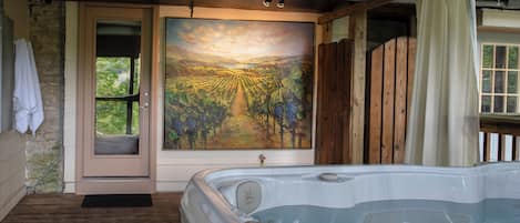 Indoor spa tub