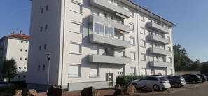 Exterior - Enchanting 1-bedroom apartment in Roanne with WiFi access (Roanne)