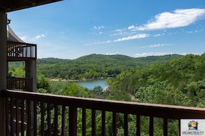 Property grounds - Lakeside Oasis (Branson)