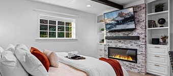 The Cozy Cabin: Riverton Retreat Getaway