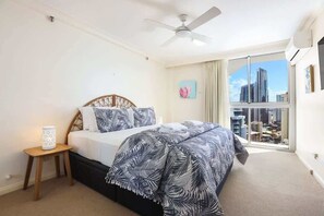 2 habitaciones, tabla de planchar con plancha, wifi y ropa de cama