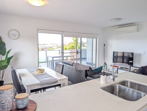 Modern & Relaxed Apartment, Great Views @Wright