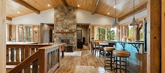 14,000 sf Luxury Lodge with Incredible Views, Hot Tub, Indoor Pickleball and Gym