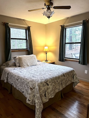 2 habitaciones, tabla de planchar con plancha y wifi gratis 