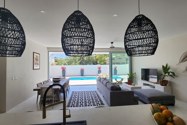 Luxury Villa | Private kitchen