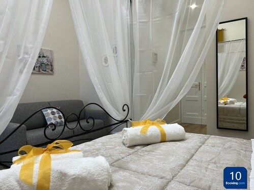 Families, groups of friends, looking for a comfortable apartment in the Acese Baroque