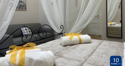 Families, groups of friends, looking for a comfortable apartment in the Acese Baroque