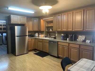 Lakeside Lodge Reelfoot cozy waterfront w greatview 3bdrm 2bth WIFI Bartop table