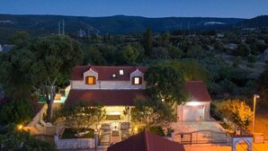House, Smoking - Holiday Houses, Villas Niksi - With Pool (Supetar)