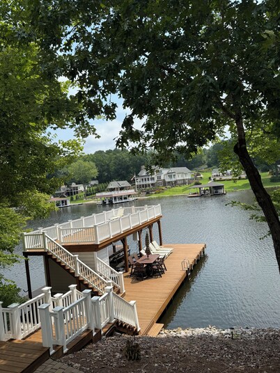 Lakefront Retreat with Hot Tub, 2 Docks, Panoramic Views, Firepit, SUP & Kayaks