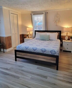 3 Schlafzimmer, Bügeleisen/Bügelbrett, WLAN, Bettwäsche