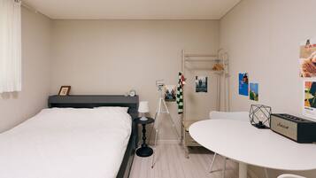 1 camera, ferro/asse da stiro, Wi-Fi, lenzuola