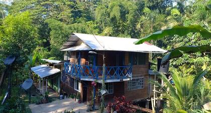 A lounge spot with no noise