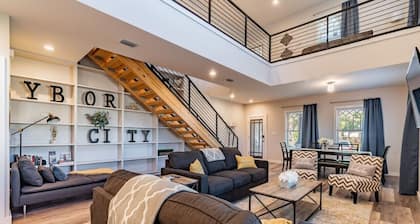 Historic 5BR Duplex Steps from 7th Ave in Ybor City