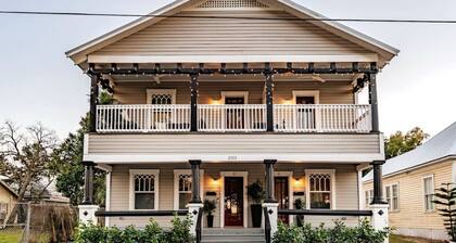 Historic 5BR Duplex Steps from 7th Ave in Ybor City