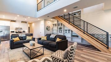 Téléviseur connecté, livres, chaîne audio