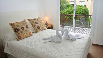 In-room safe, blackout curtains, free WiFi, bed sheets