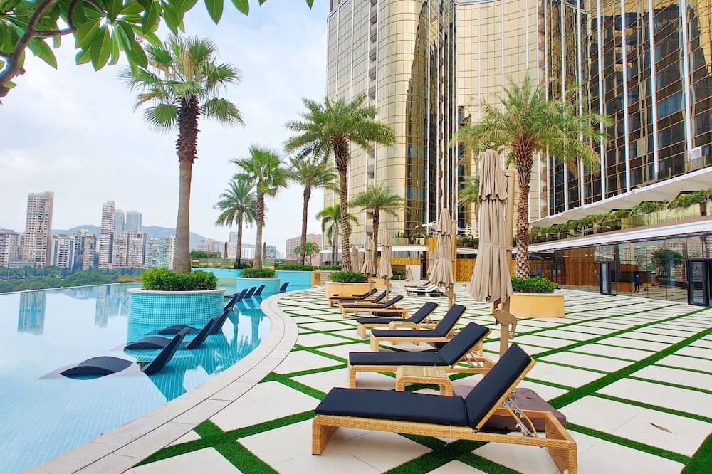 YOHO Treasure Island Hotel