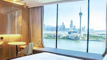 Gold (Treasure Island) Fireworks Sea View King Room | Quang cảnh biển