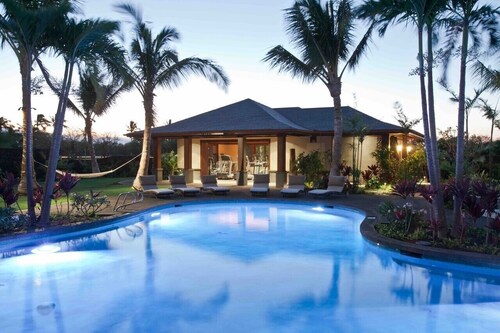 New Luxury Home in Nohea w/ Private Pool Spa and Two Ohanas 