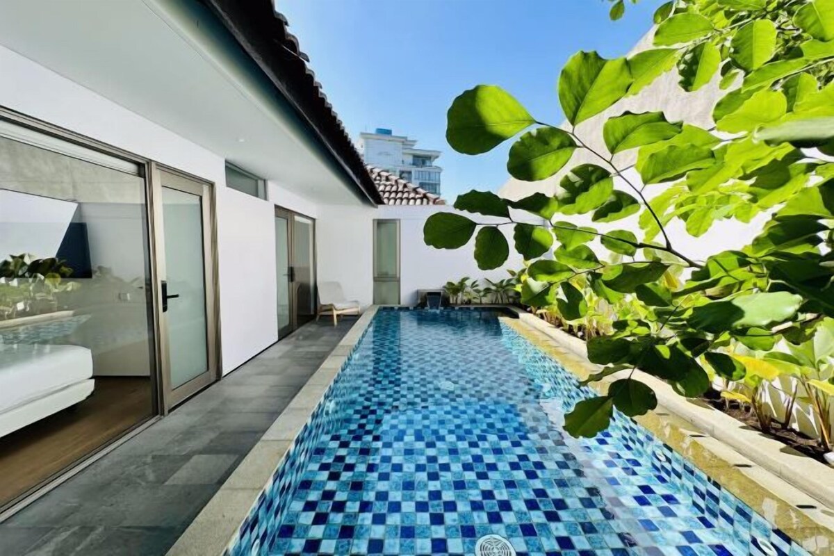 B05 - Bungalow Exquisite Private Pool Retreat Suite