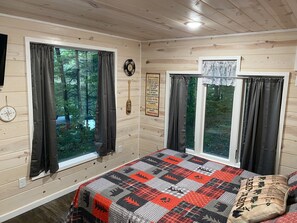 1 chambre, fer et planche à repasser, lit parapluie, Wi-Fi gratuit