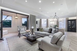 Living area - MCA - Boutique Brighton (Brighton)