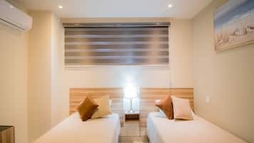 3 habitaciones, tabla de planchar con plancha, wifi y ropa de cama