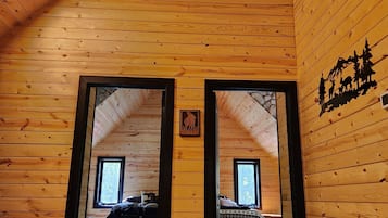4 habitaciones, cuna de viaje, wifi y ropa de cama
