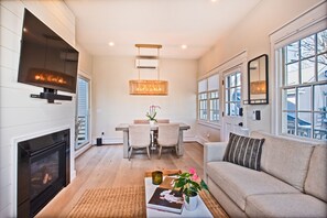 Tv, pejs, stereoanlæg