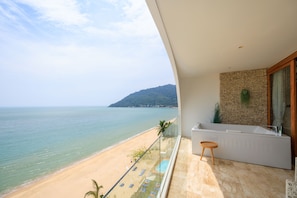 Terrace/patio - Elite Atoll Beachfront Hotel (Khanom)