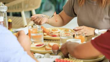 Daily local cuisine breakfast (THB 400 per person)