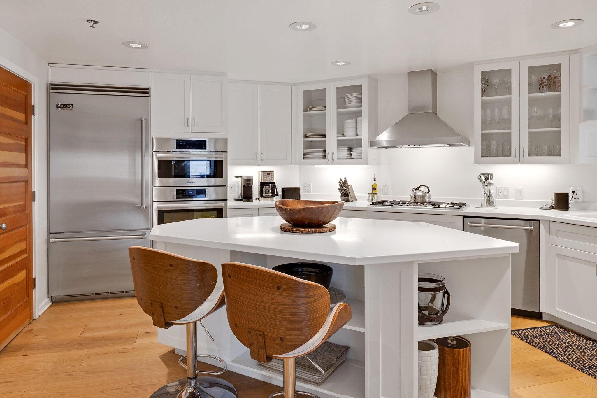 Condo, 2 Bedrooms | Private kitchen | Fridge, oven, coffee/tea maker, toaster