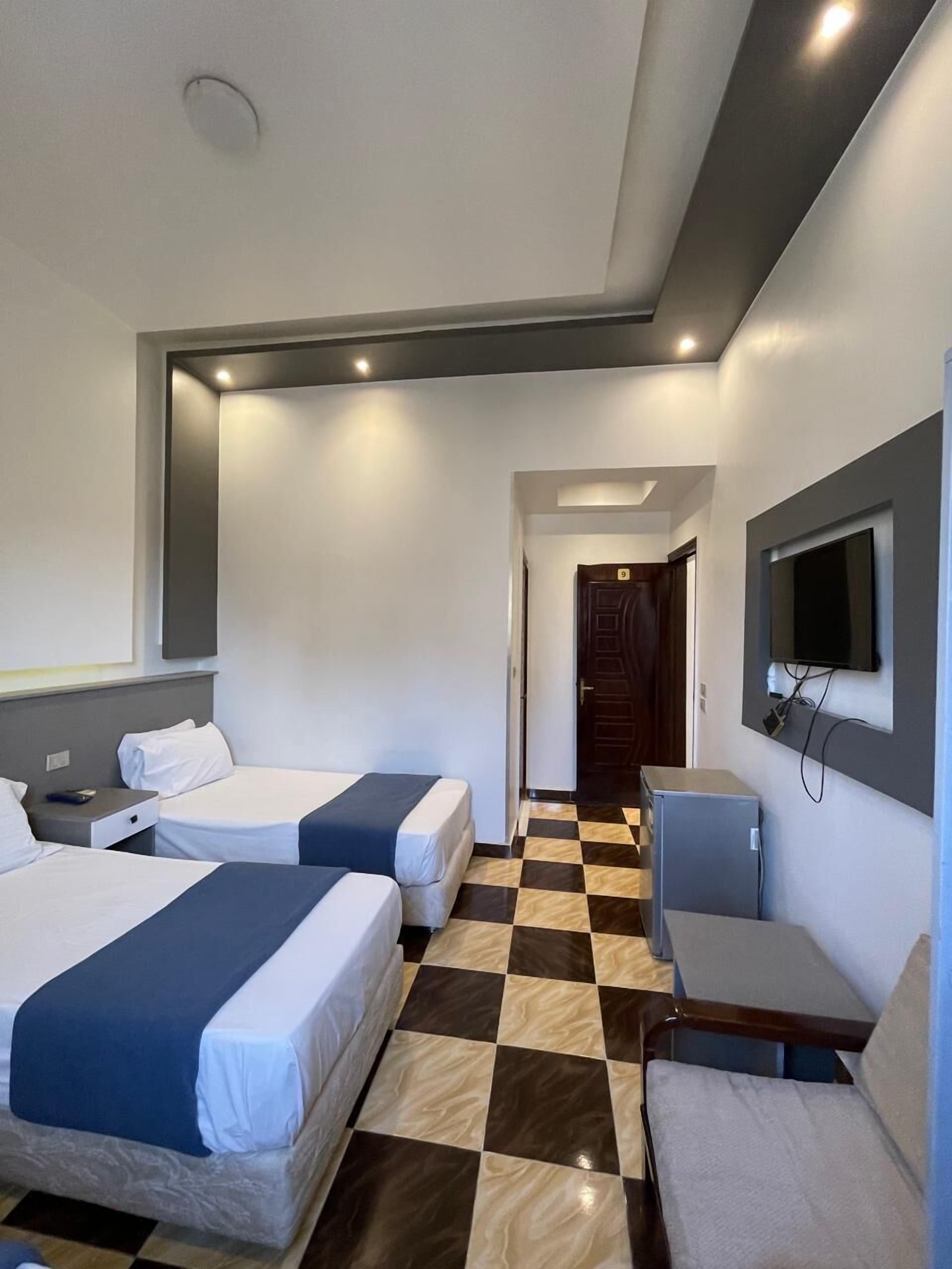 Soundproofing, free WiFi