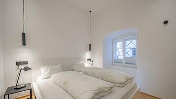 2 bedrooms, Internet